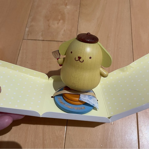 NIB sanrio pompompurin wooden bobble head - Picture 5 of 8